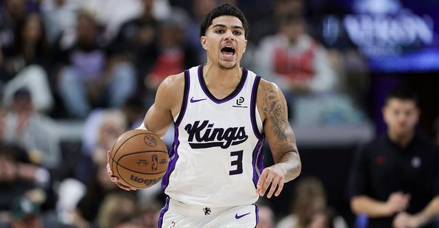 开云app-Shams：国王以一份两年合同签下基利安·海斯